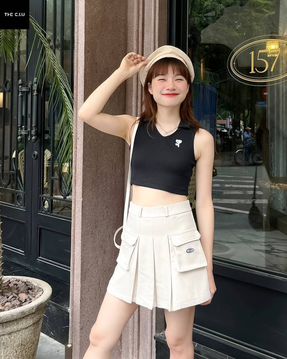 Cách phối đồ với chân váy xoè ngắn để trả lời câu hỏi chân váy mặc với áo gì và giới thiệu set áo và chân váy hot nhấ