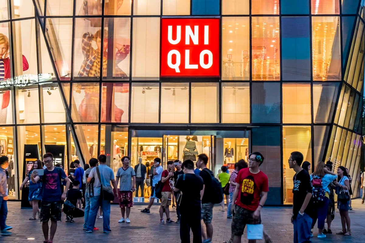 Uniqlo là một trong các shop thời trang cực nữ được ưa chuộng