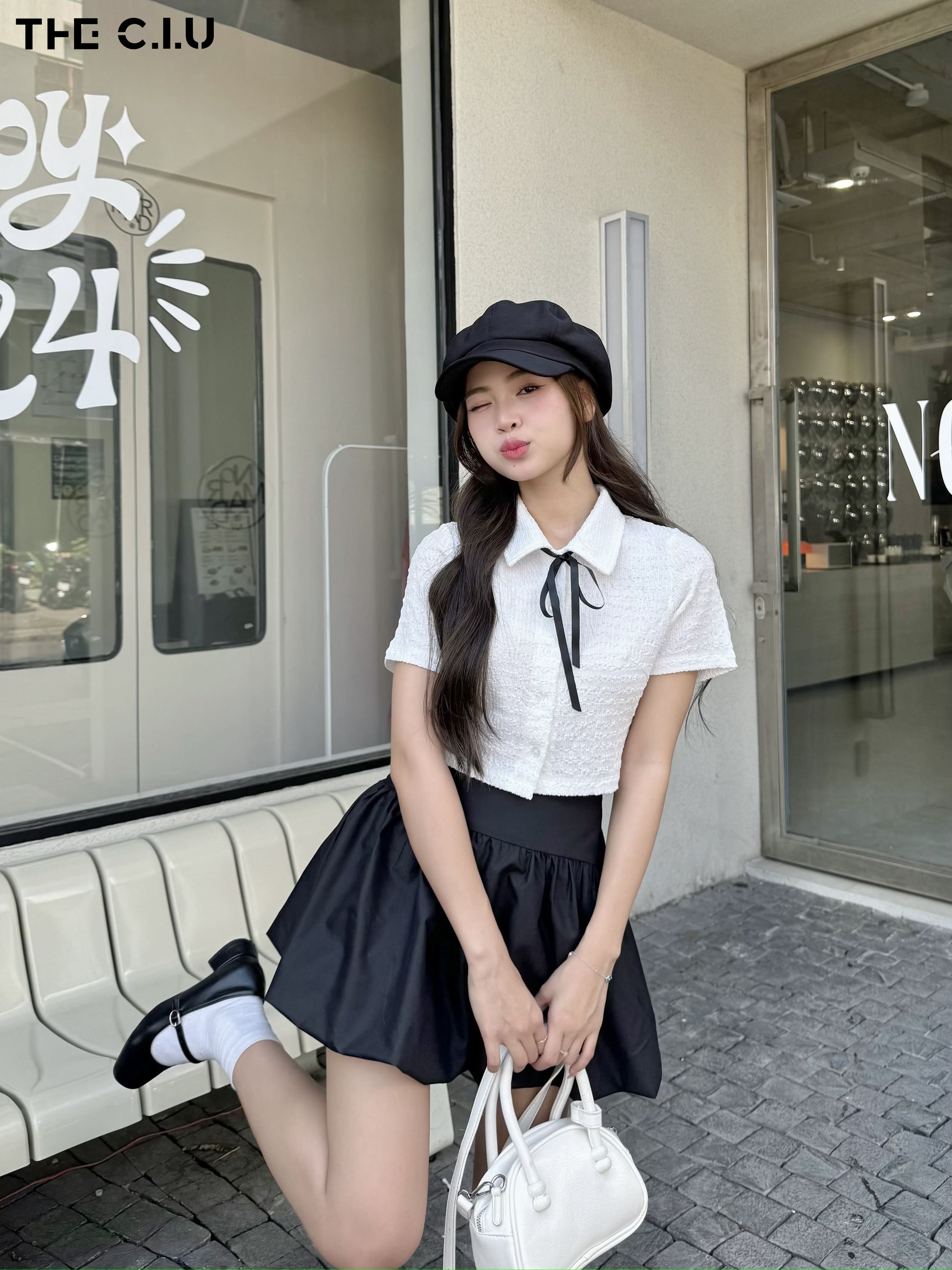 Sét đồ này cực phù hợp cho bạn diện vào những ngày hè đấy nhé