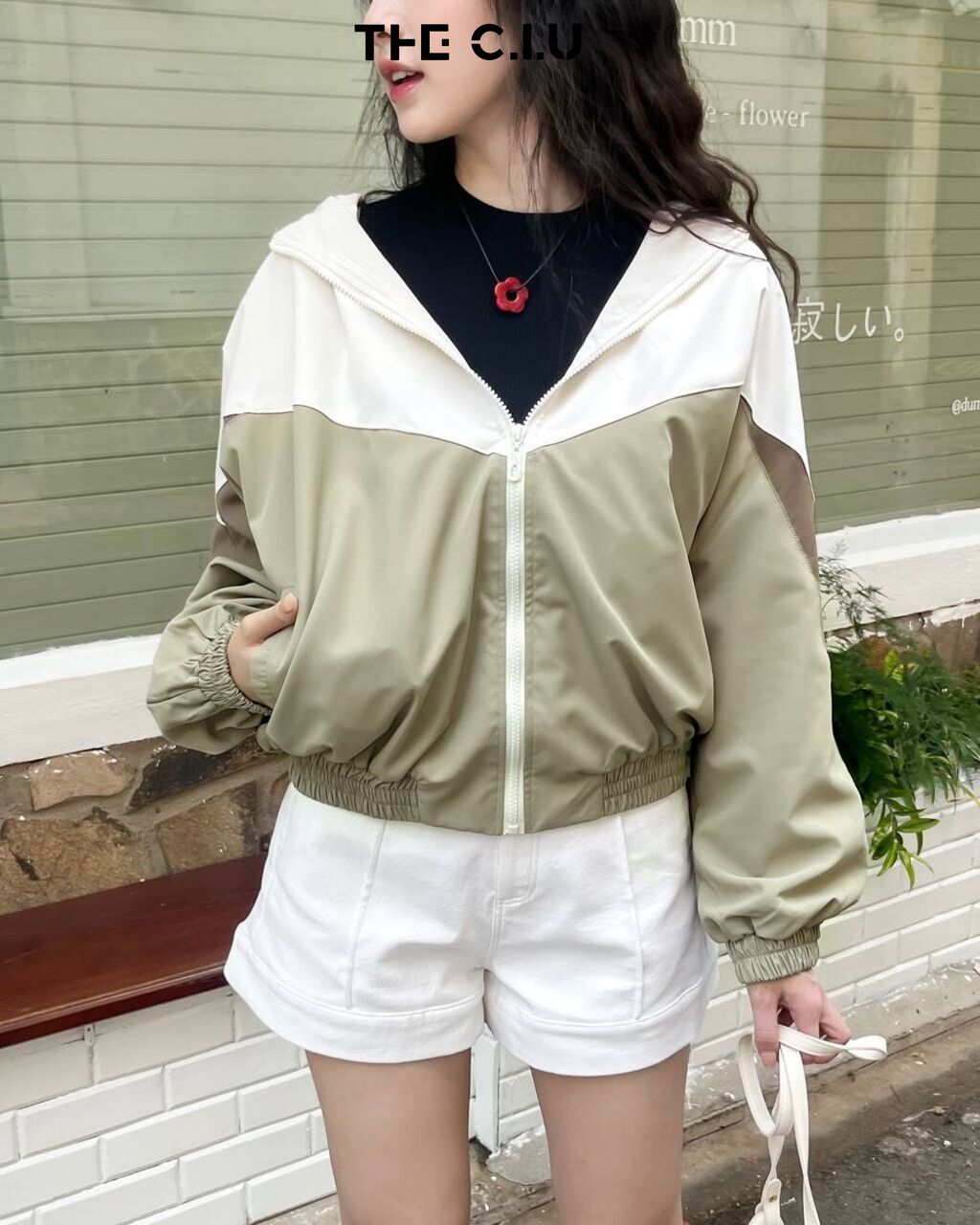 Sophia Jacket phiên bản màu nâu.