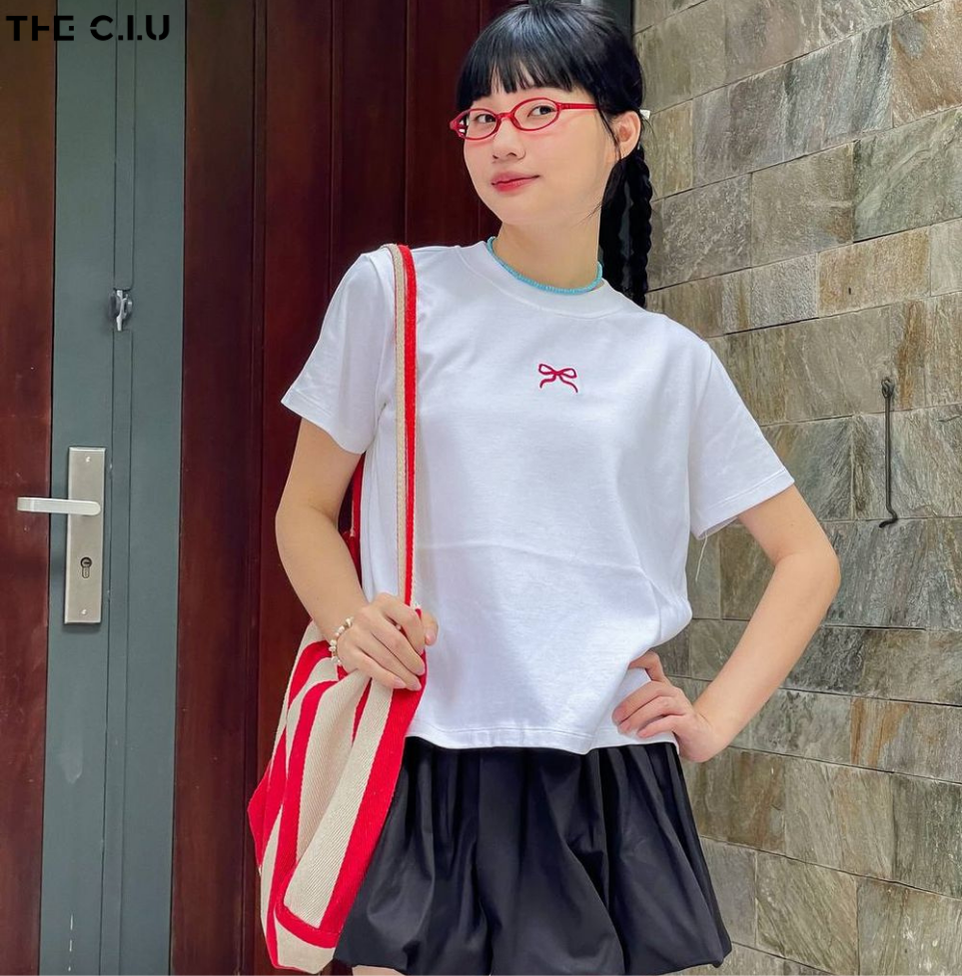 Review chung đánh giá áo thun tay ngắn in chữ THE C.I.U-Baby Tee