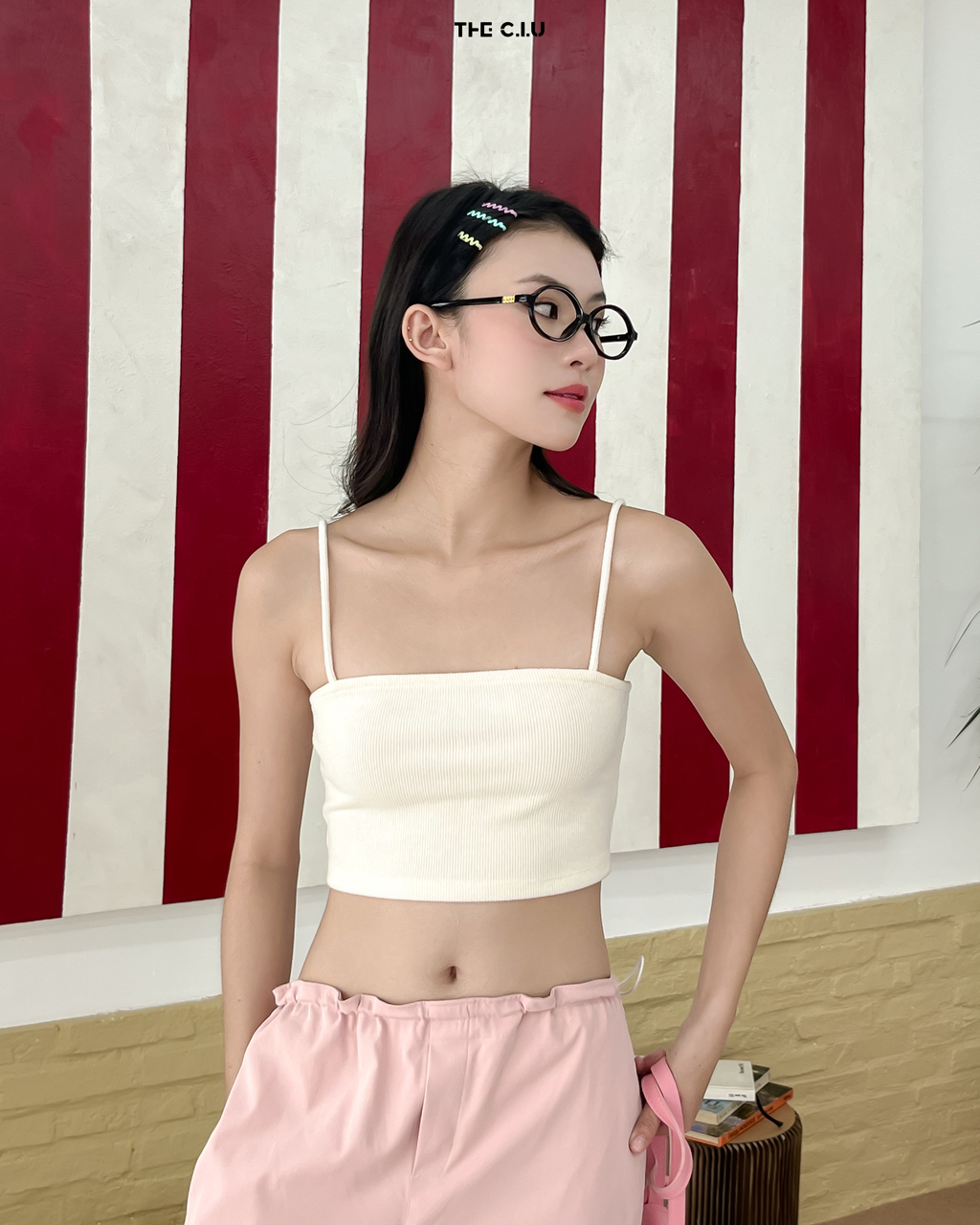 Áo quây 2 dây Chloe là item không thể thiếu cho mùa hè.