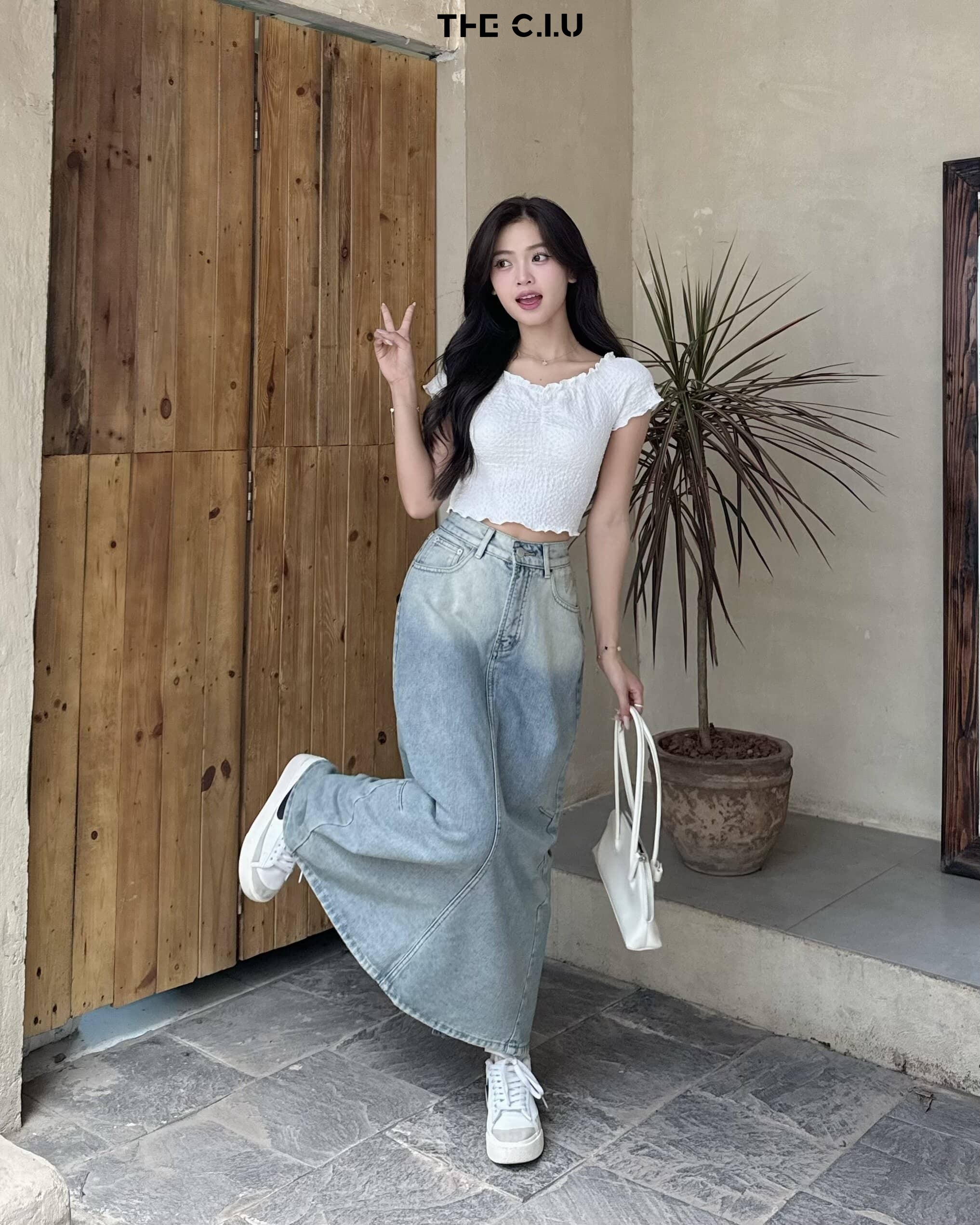 Mỗi kiểu chân váy jean dài mang một phong cách riêng và có cách phối đồ phù hợp