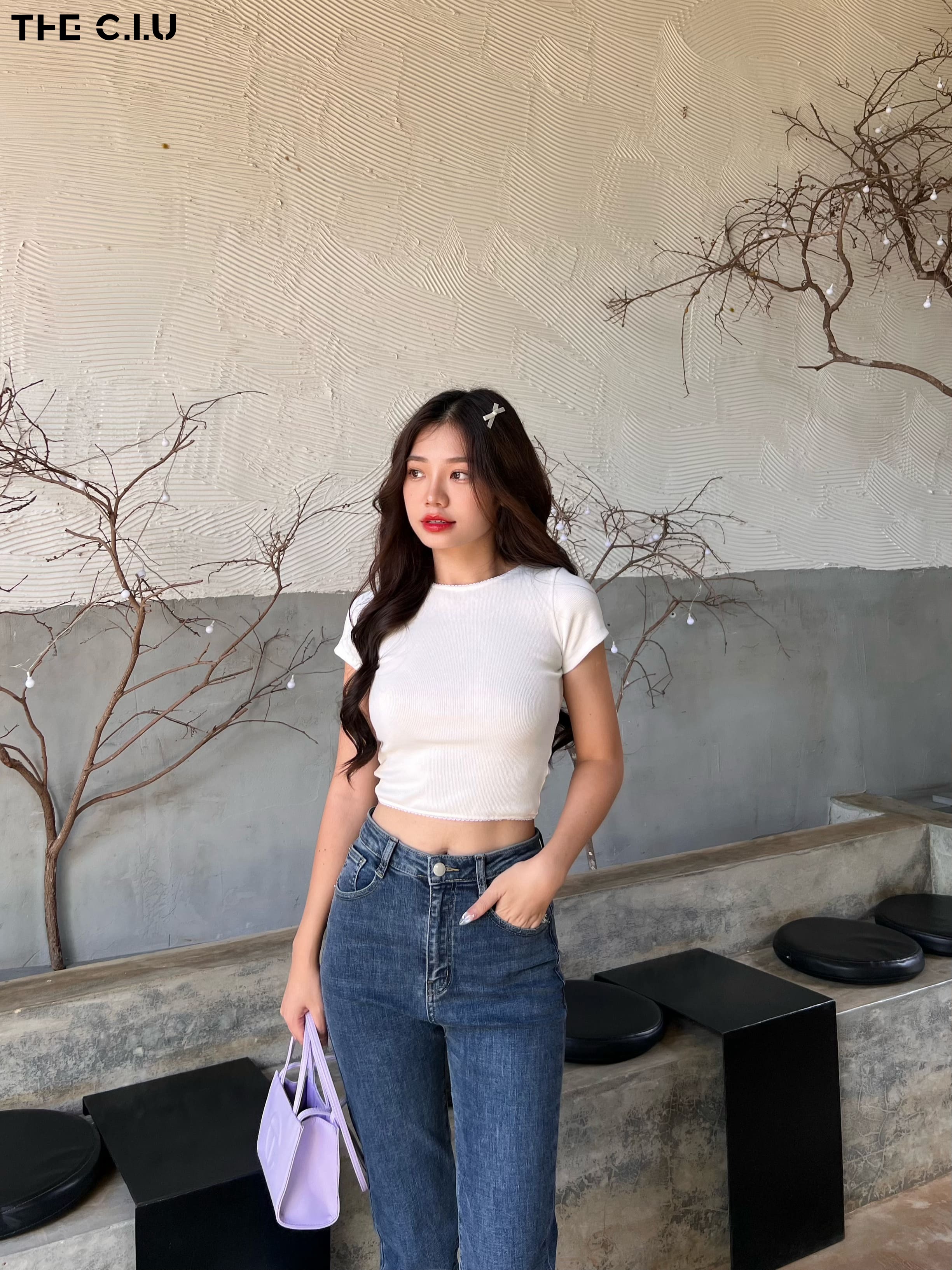 Mẫu tóc nữ xoăn sóng lượn lọn to đẹp