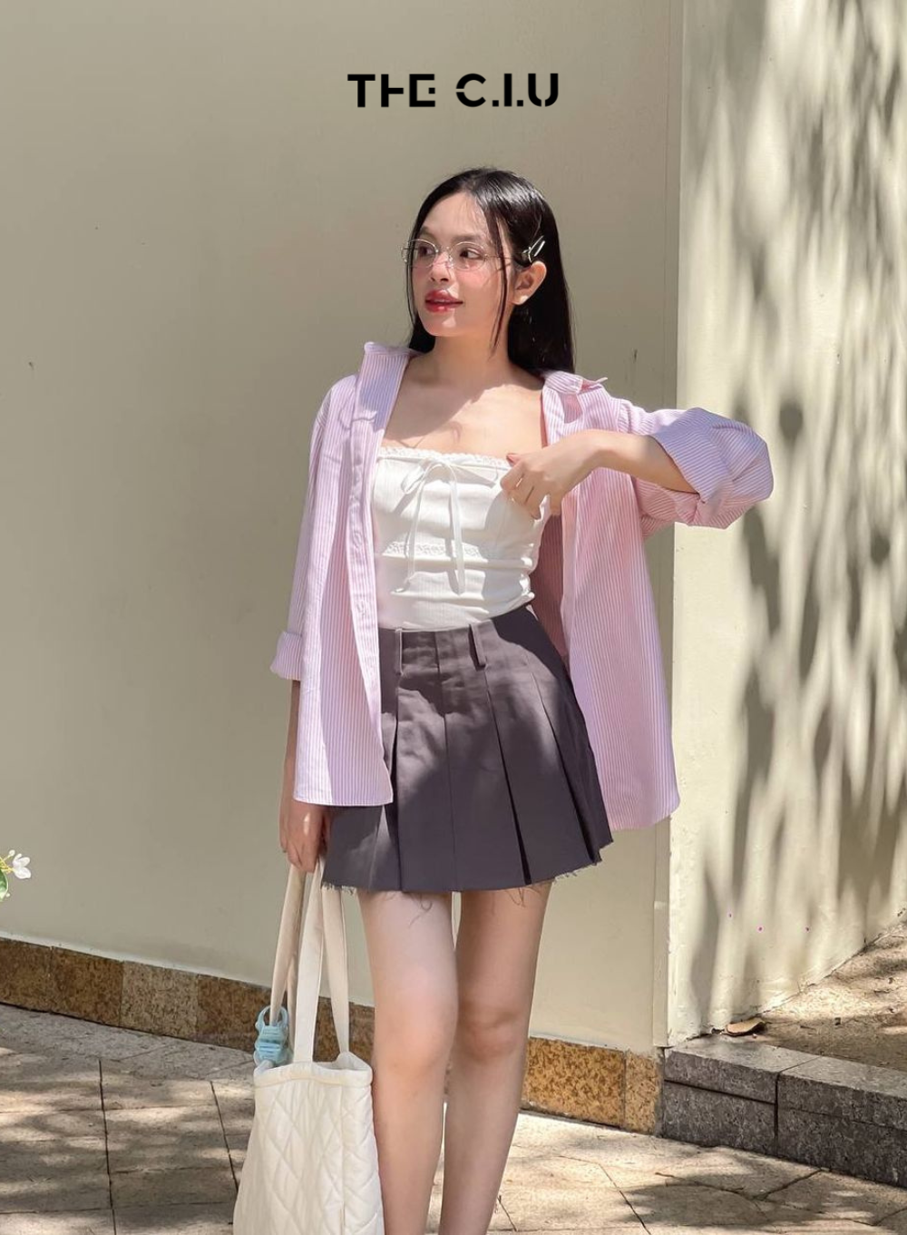 Keisha Skirt - dùng chất liệu kaki cao cấp, màu sắc mới lạ, dễ dàng tạo nên nhiều outfit khác nhau