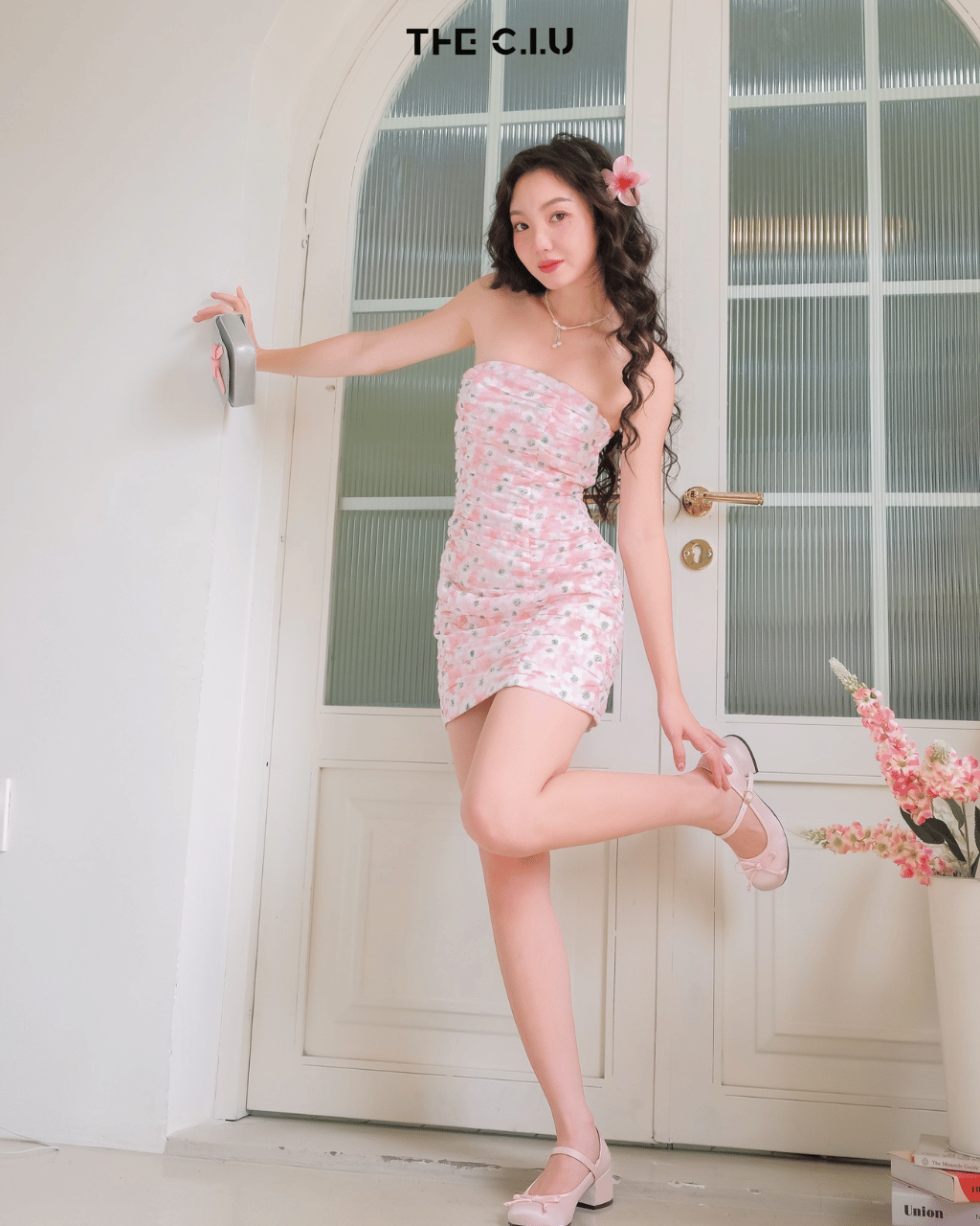 Váy body ngắn bó sát
