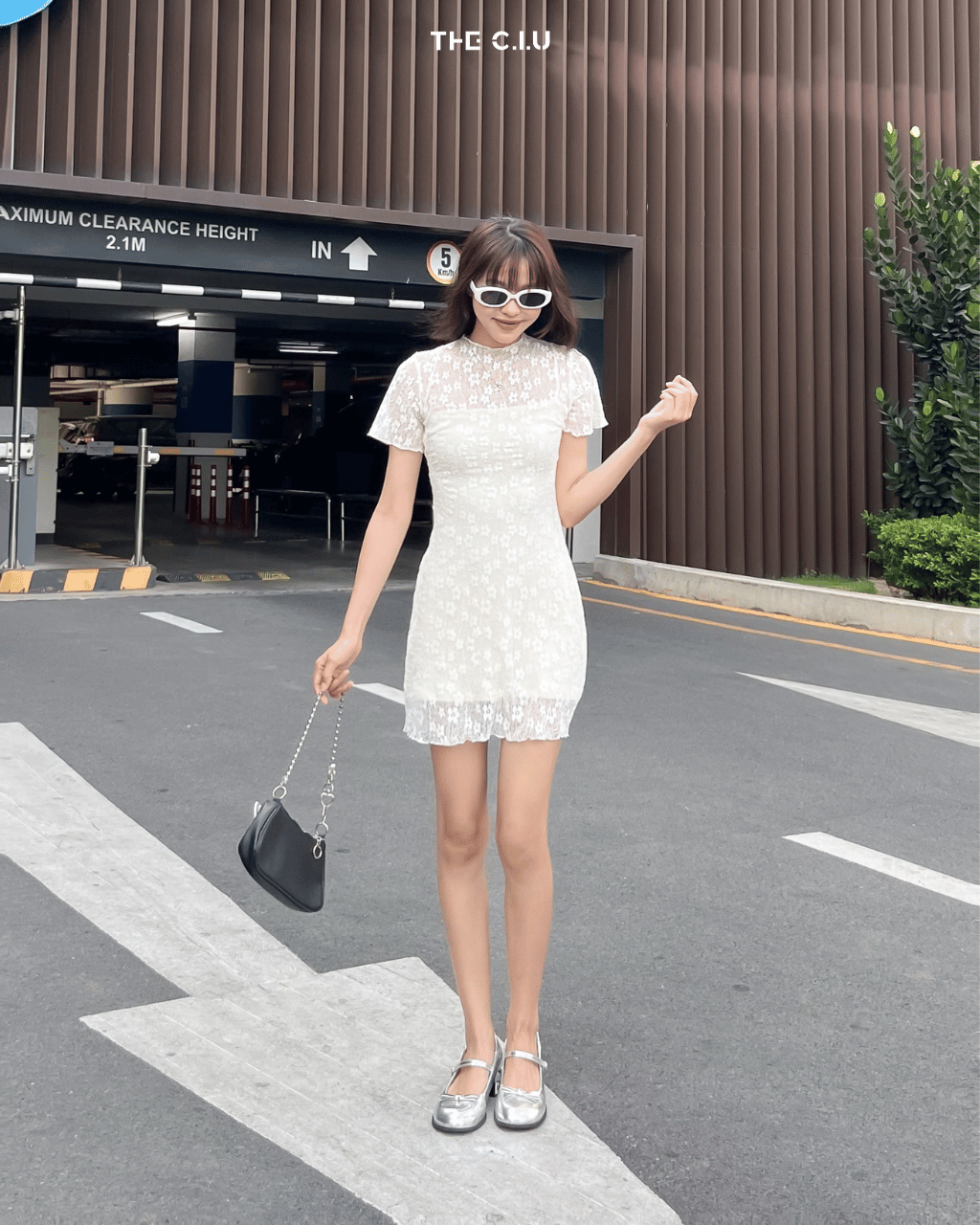 Váy body ngắn bó sát