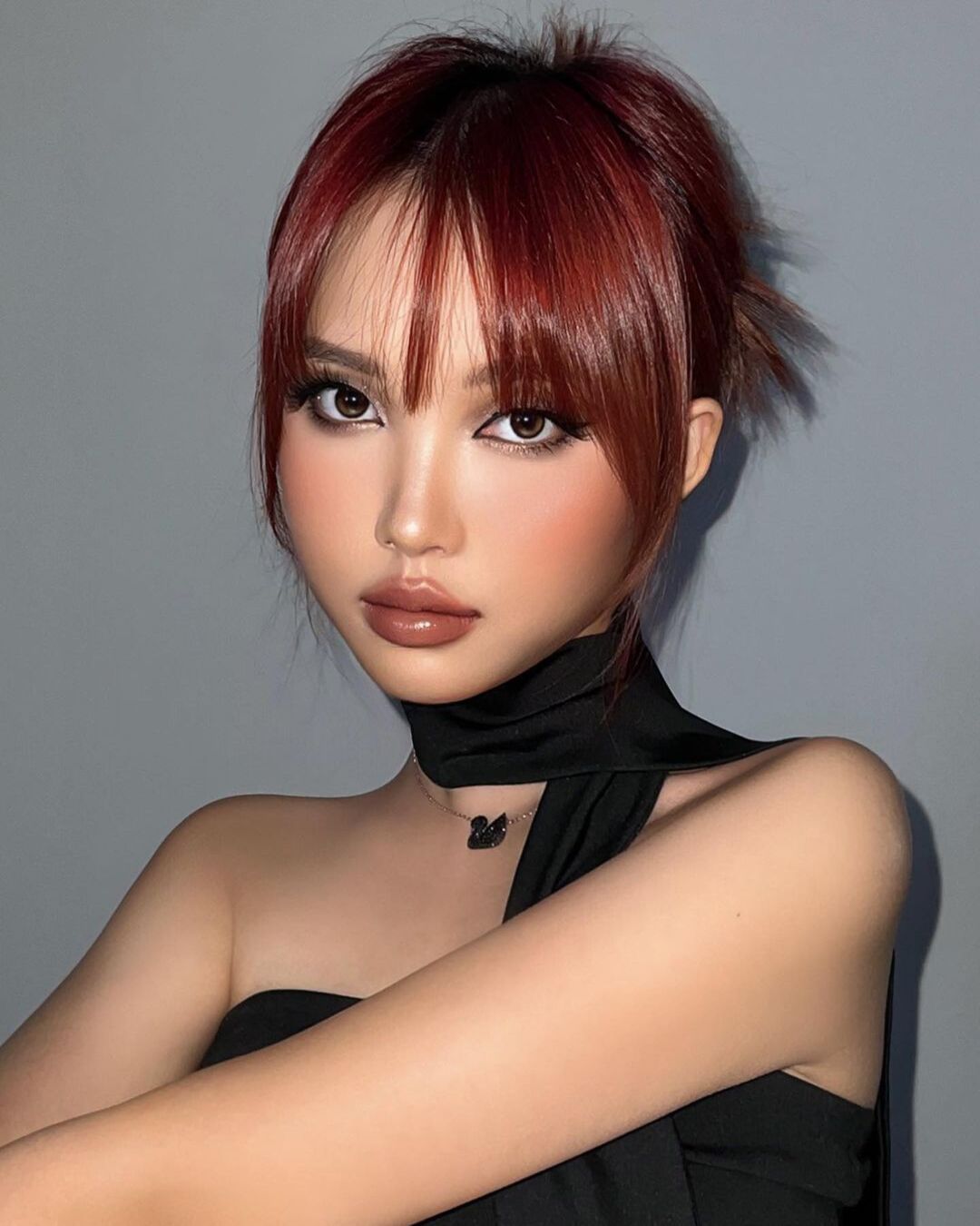 Mùa thu đông này chính là cơ hội hoàn hảo cho các nàng sáng tạo những kiểu trang điểm đầy ấn tượng với việc trang điểm mắt đấy