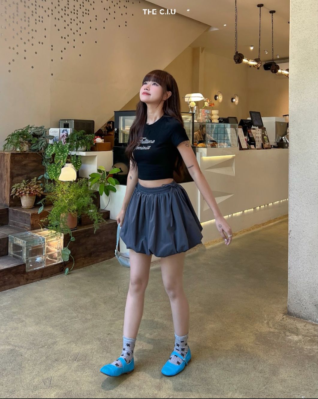Áo thun đen croptop