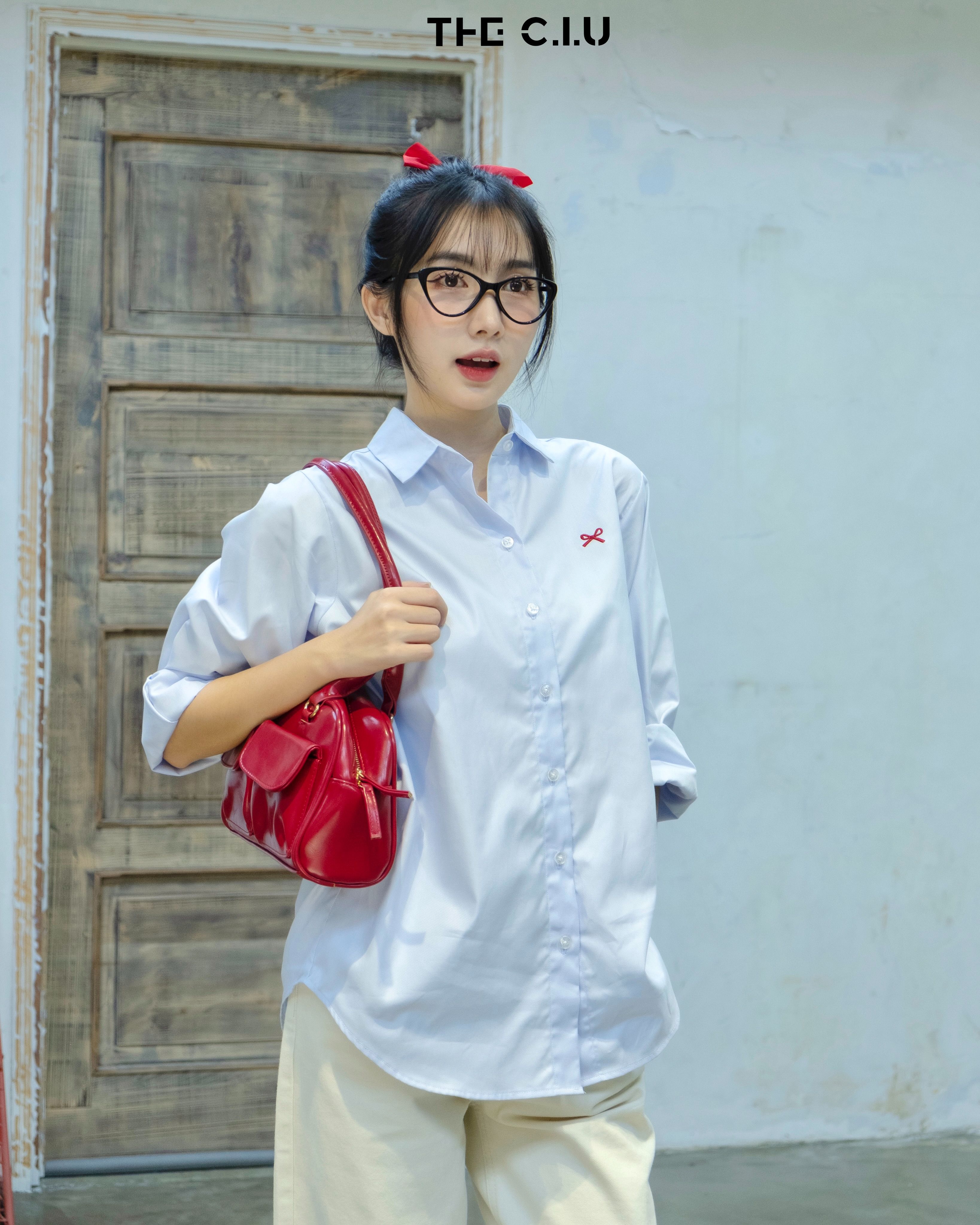 Mẫu áo sơ mi form rộng dáng dài